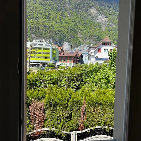 Rosy Apartment