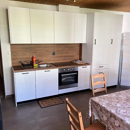 Rosy Apartment *